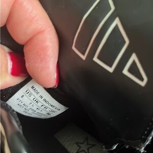 adidas Black indor soccer shoes size 8